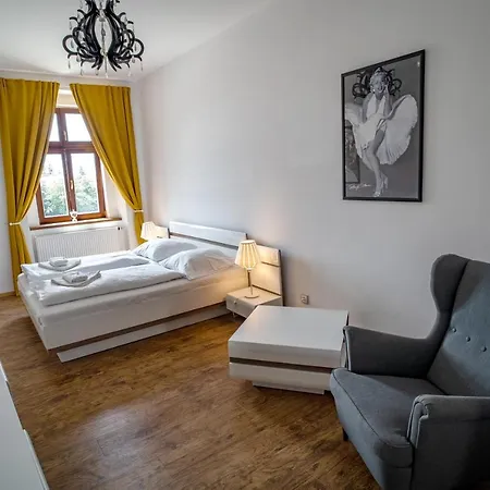Апартаменты Apartmany Pisek *